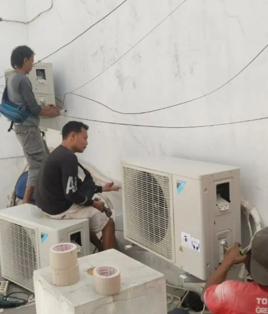 Service Ac,Kulkas,Pompa Air,Mesin Cuci dan Bongkar Pasang AC.