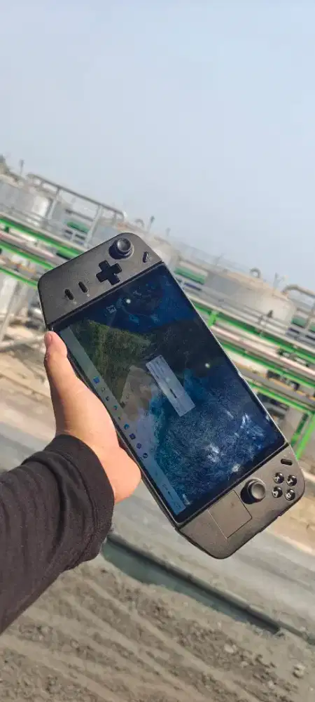 Handheld lenovo legion go z1 extreme 16/512GB masih garansi