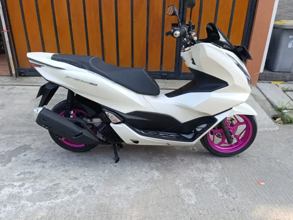 Honda PCX 160 CBS New Keylees Gress Istimewa