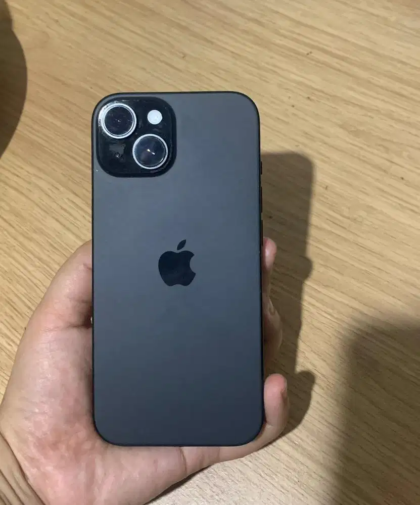 Iphone 15  black second like new