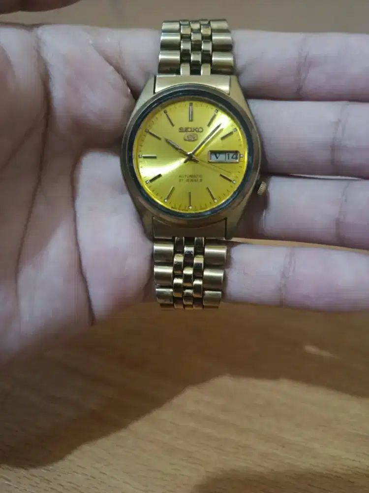 Seiko 5 automatic Gold
