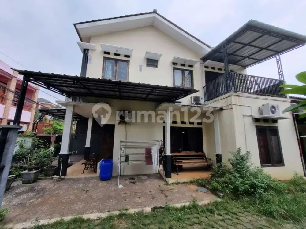 Rumah Luas & Strategis di Kukusan Depok Akses Mudah ke Tol