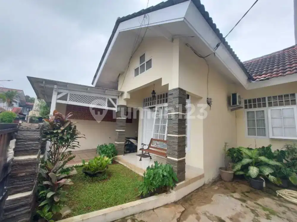 Rumah Terawat 1 Lantai Berhalaman Luas di Pamulang Harga Menarik