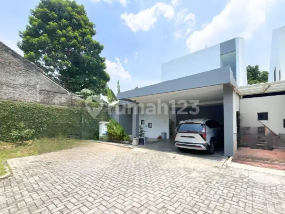 Rumah Modern Minimalis Dalam Komplek Tenang Dan Asri di Sawangan