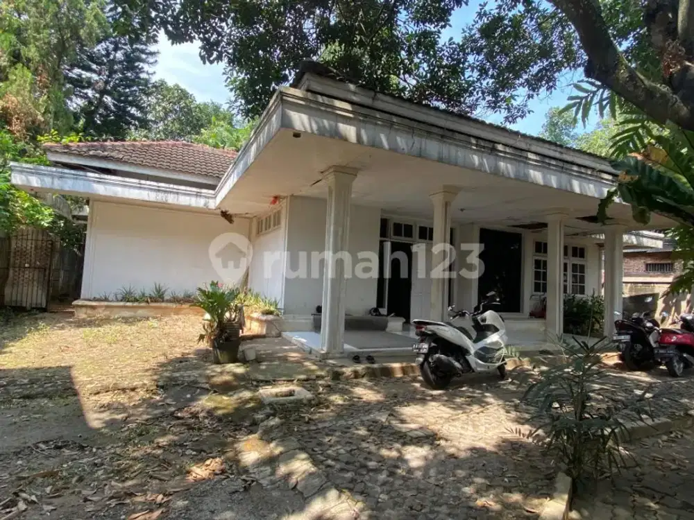 Rumah 1 Lantai di Cirendeu dengan Luas Tanah 945M² Harga Menarik