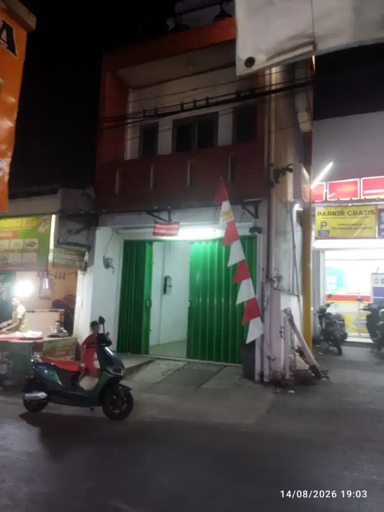 Ruko Cipinang Muara disewakan thnan/bulanan min 6 bln
