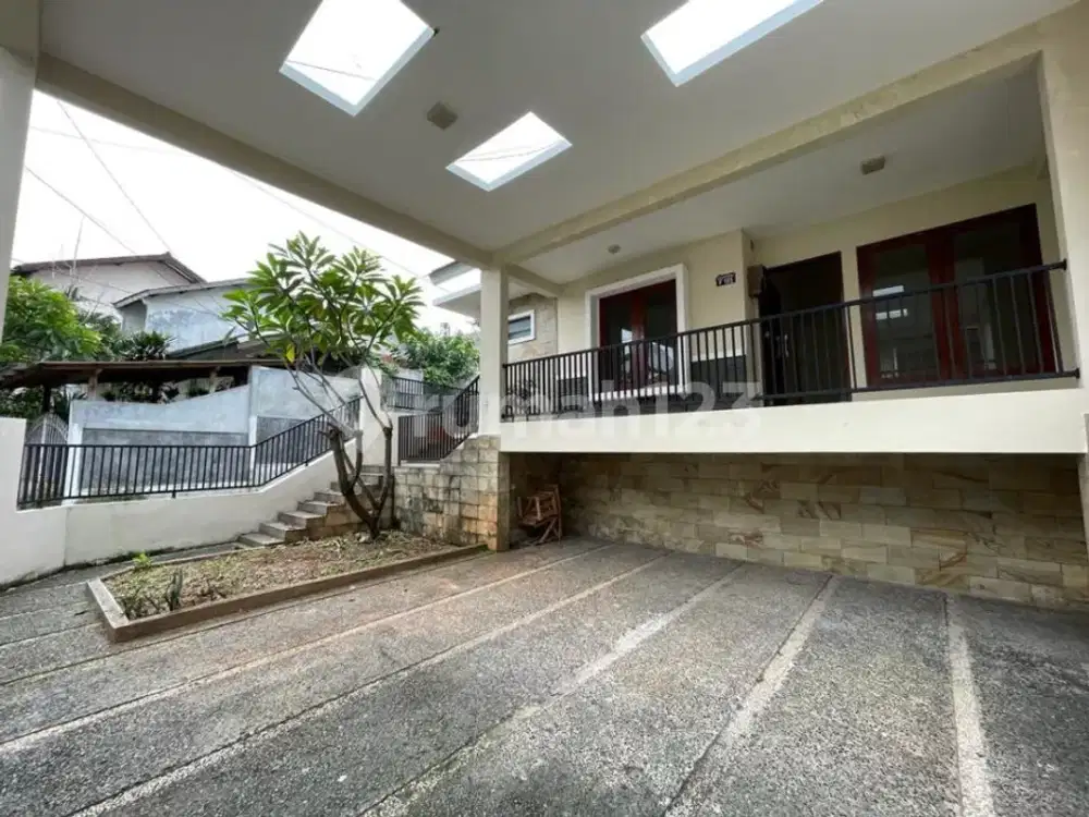 Rumah Modern Posisi Hook Dalam Komplek Mega Cinere Harga Menarik
