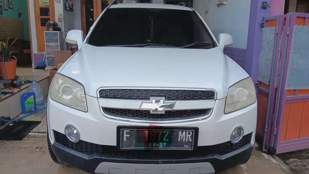 Chevrolet Captiva NFL 2011 Manual White