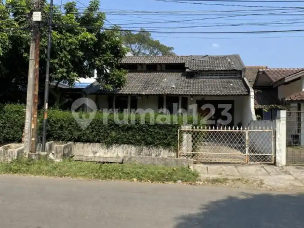 Rumah di Cinere - SHM, Akses Jalan Lebar