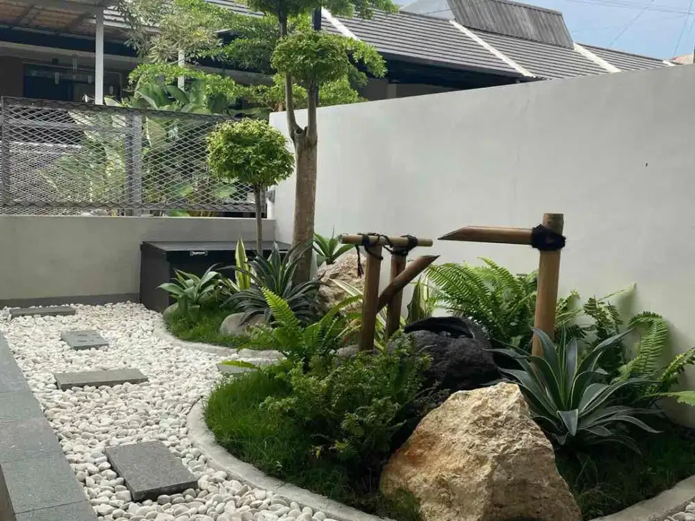 dijual rumah eksklusif cantik semi furnished di taman kopi indah 2
