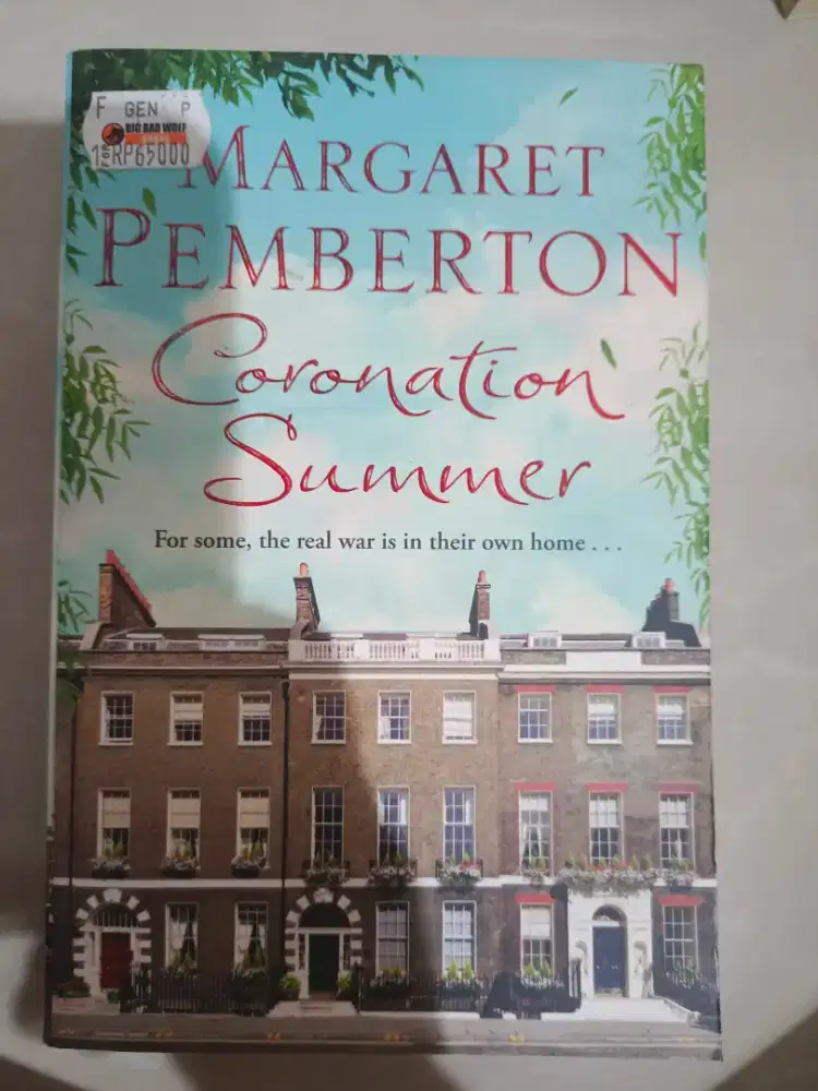 Buku judul Coronation Summer