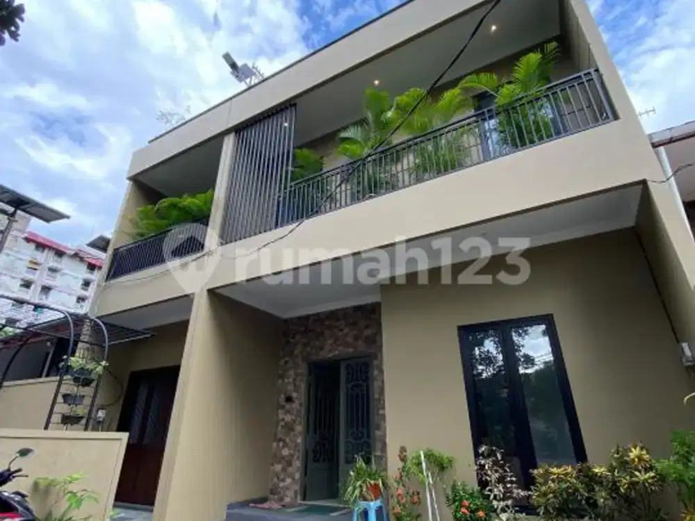 Brand New Rumah Siap Huni di Lebak Bulus Dekat Ke Mrt