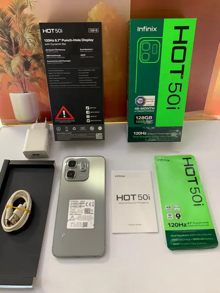 Infinix Hot 50i ram 6+6/128 like new