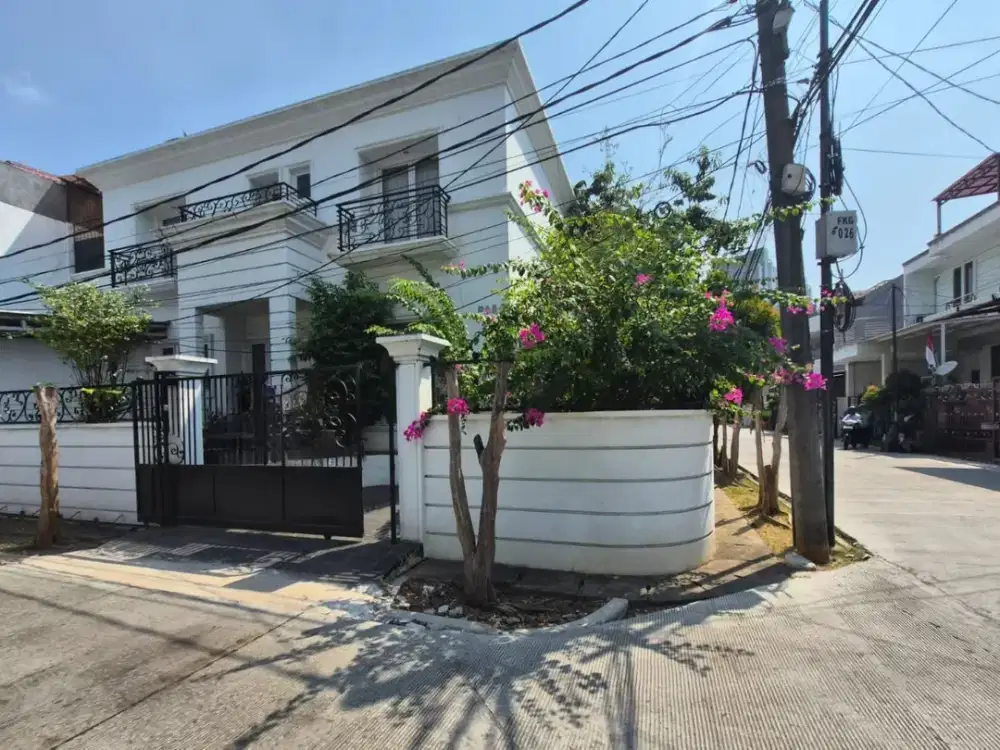 DIJUAL RUMAH HOEK KELAPA NIAS