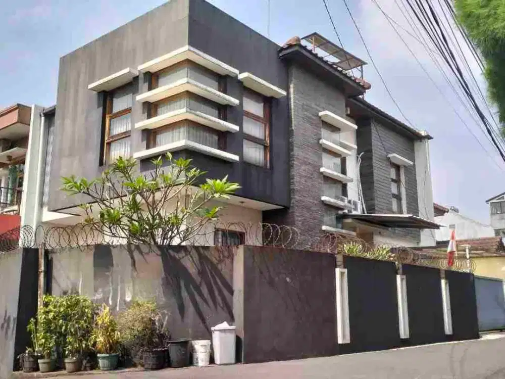 Rumah Siap Huni Di Sukaluyu Cikutra Pahlawan Bandung