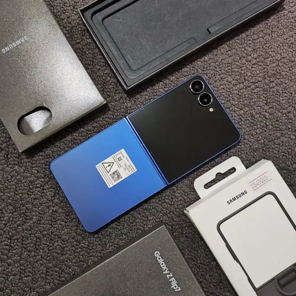 Samsung Z Flip 7 12/256 Resmi MULUS