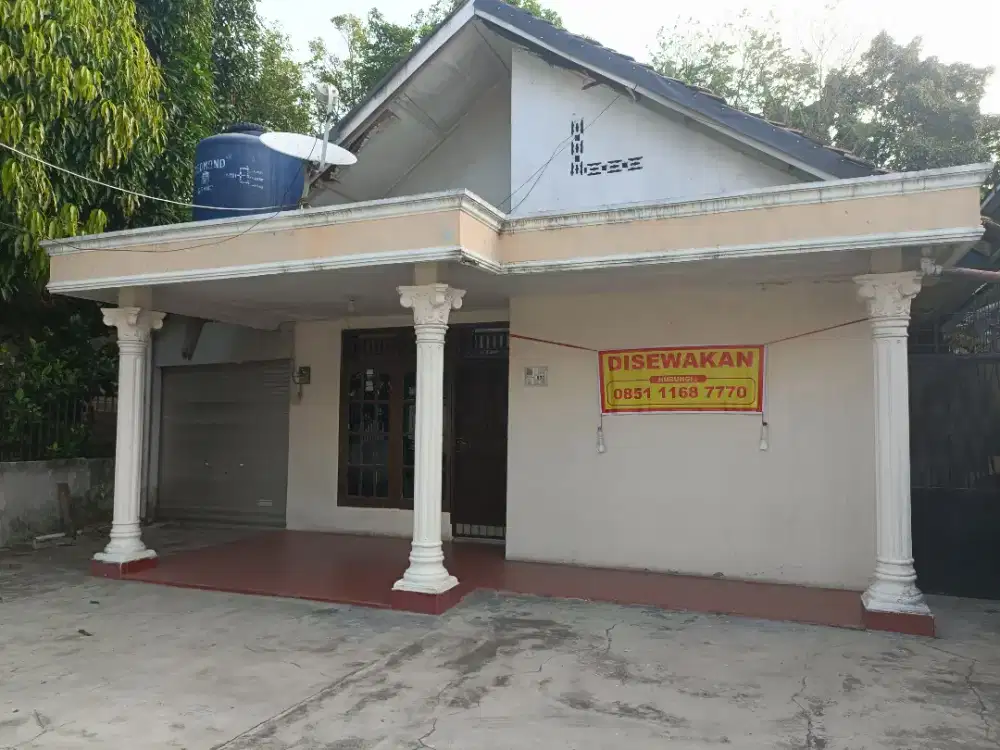 DISEWAKAN RUMAH STRATEGIS DEKAT DENGAN RSMH