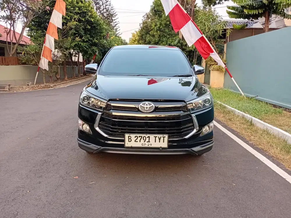 Innova Venturer 2019 matic