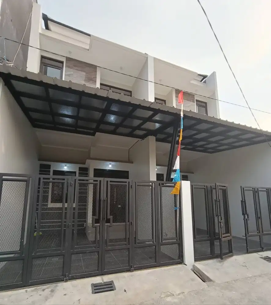 Dijual Murah Rumah Baru 2 lantai di Komplek Margahayu Raya