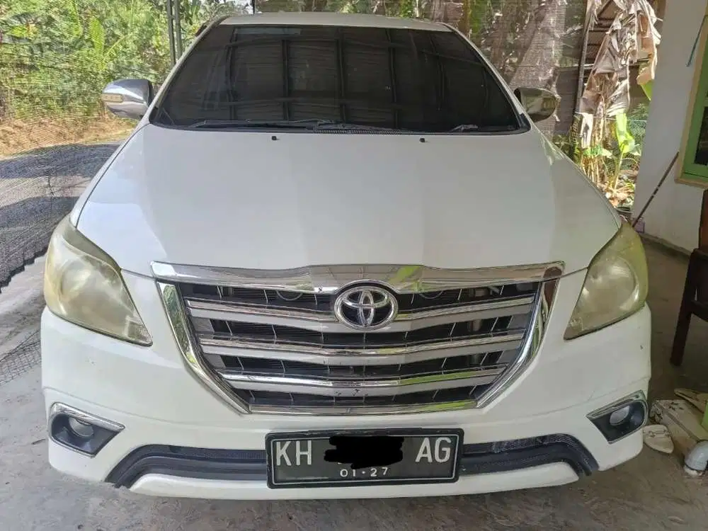Toyota Kijang Innova 2011 Bensin