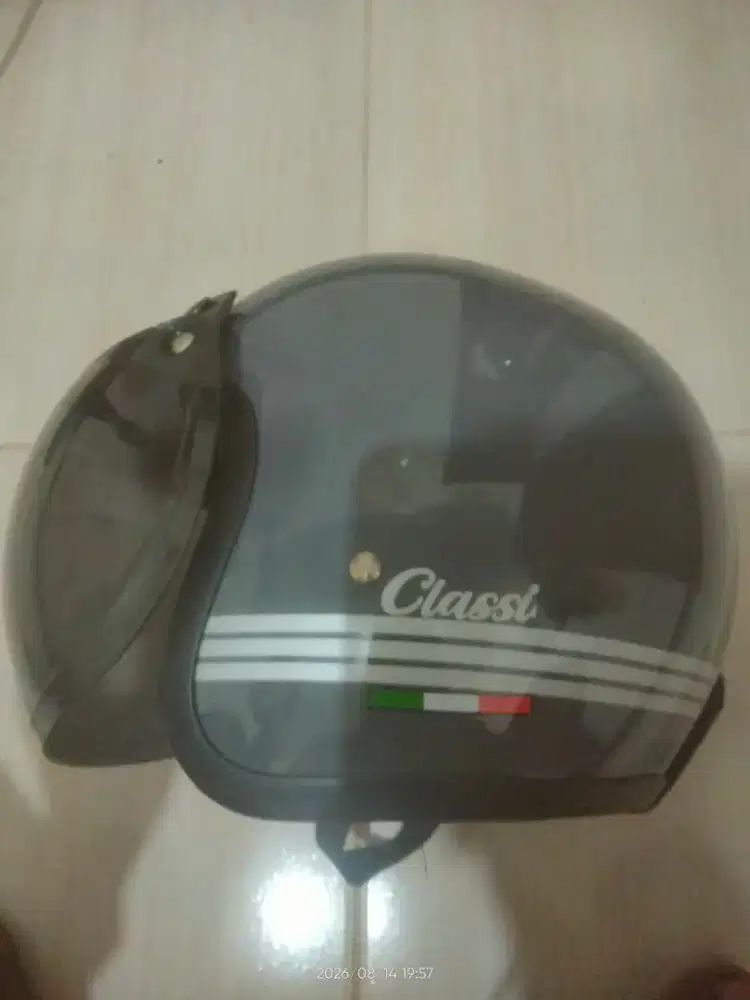 Helm bogo classi masih baru