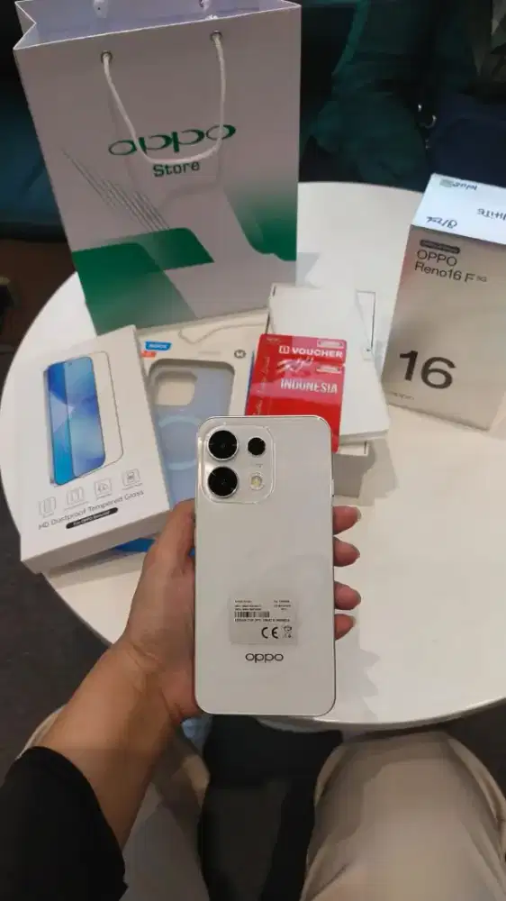 Handphone oppo Reno 16 5g 8/128