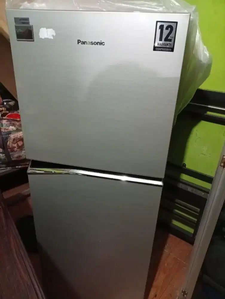 Jual kulkas 2 pintu panasonic invertee