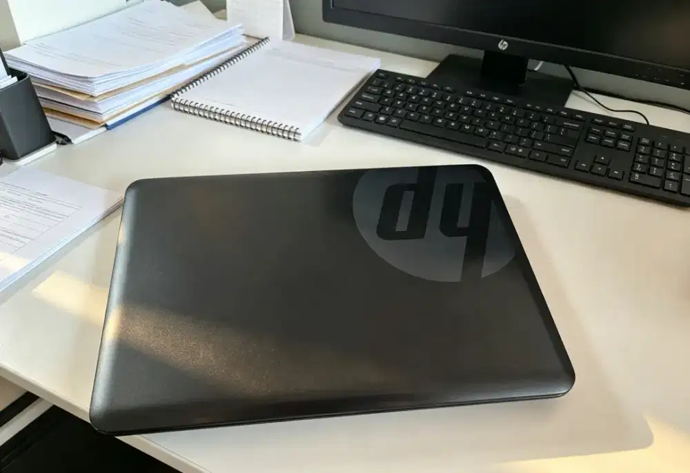 Laptop Slim Hp1000 SSD