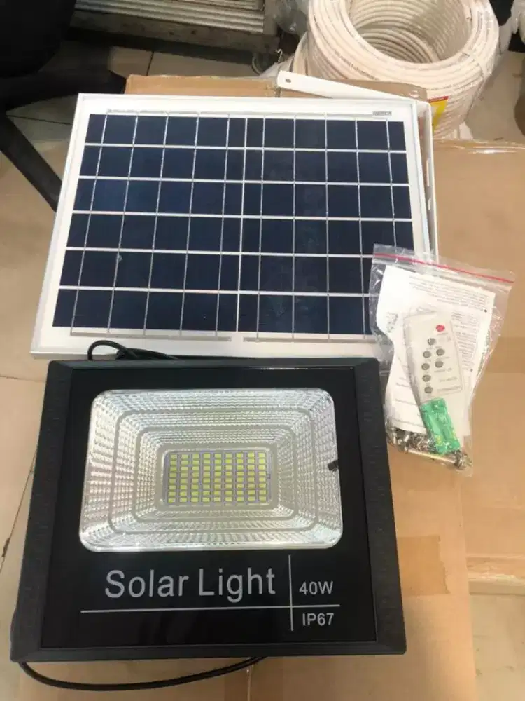 LAMPU SOLAR PANEL TENAGA SURYA