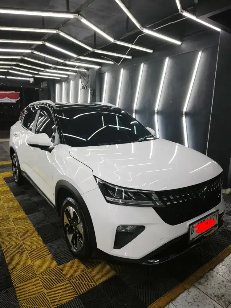 ISTIMEWA. Wuling Alvez EX 2024 KM rendah terawat.