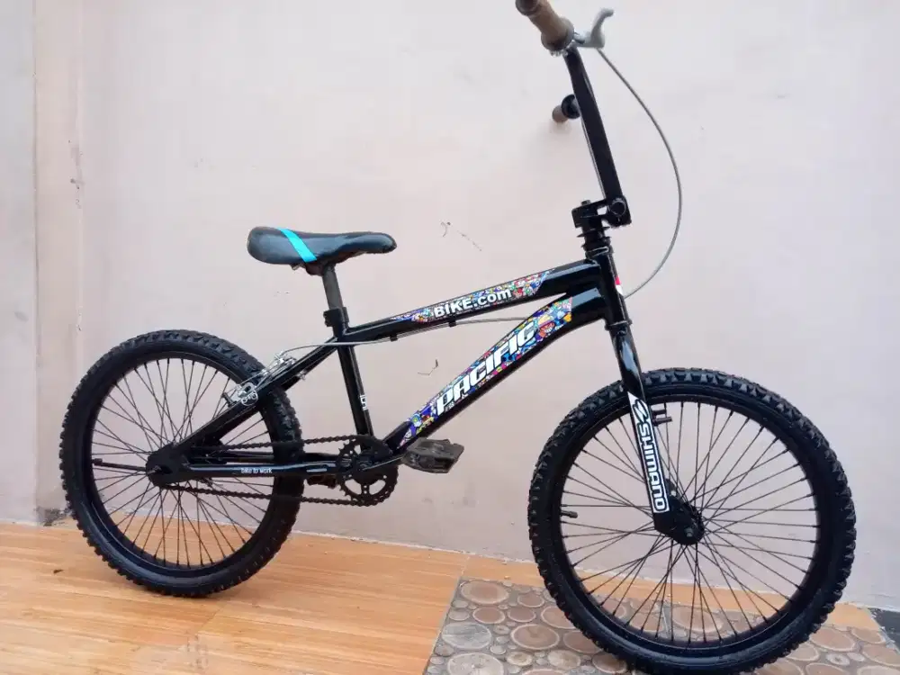 Sepeda BMX Ukuran 20