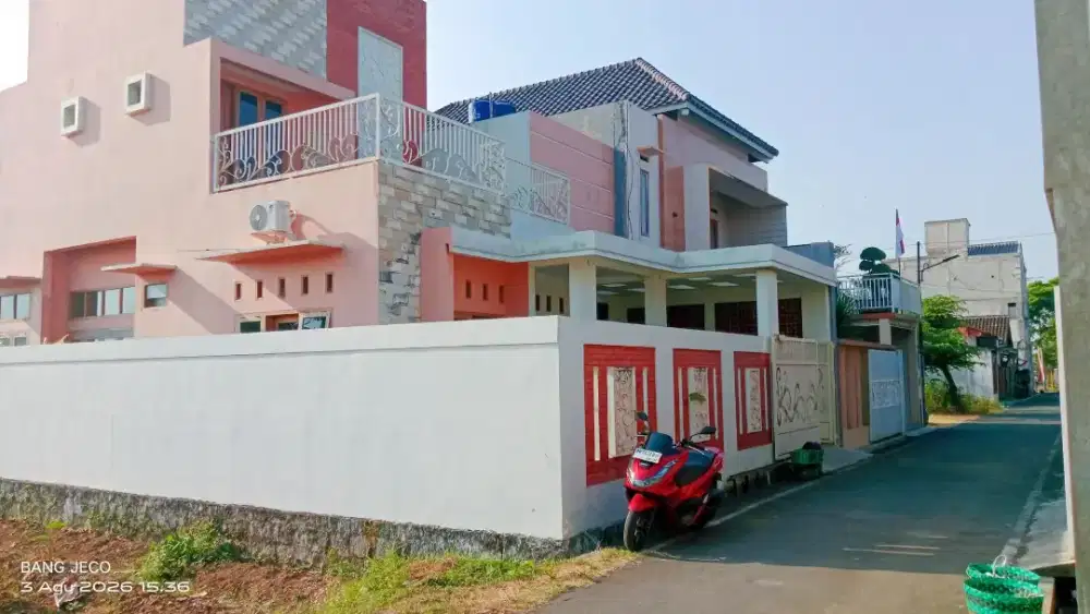 Rumah 2 Lantai Siap Huni di Pokoh Karanganyar,Utara Alun²,Dekat Kota