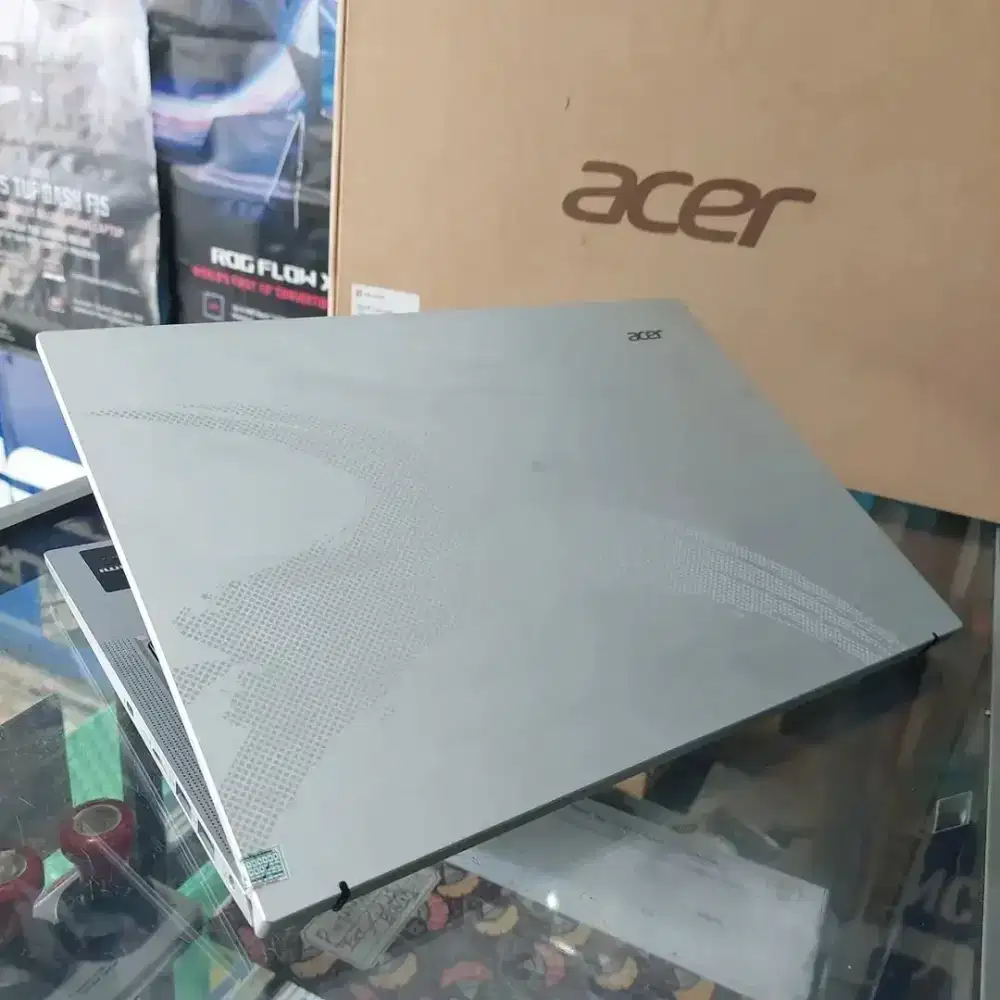Acer Aspire Lite AL 14 51M Core i5-1235U Ram 8GB ssd 512Gb 1thn srvice