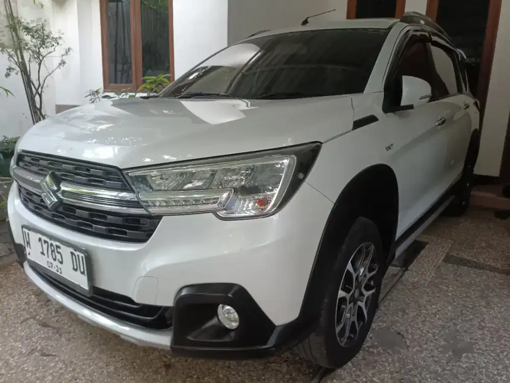 Suzuki XL7 beta MT Ertiga GX
Pajak dan plat baru
Sangat terawat