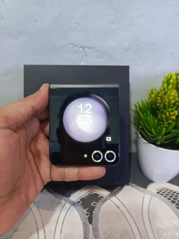 SAMSUNG Z FLIP 5 5G RAM 8/512GB ORIGINAL SEIN MULUS NORMAL