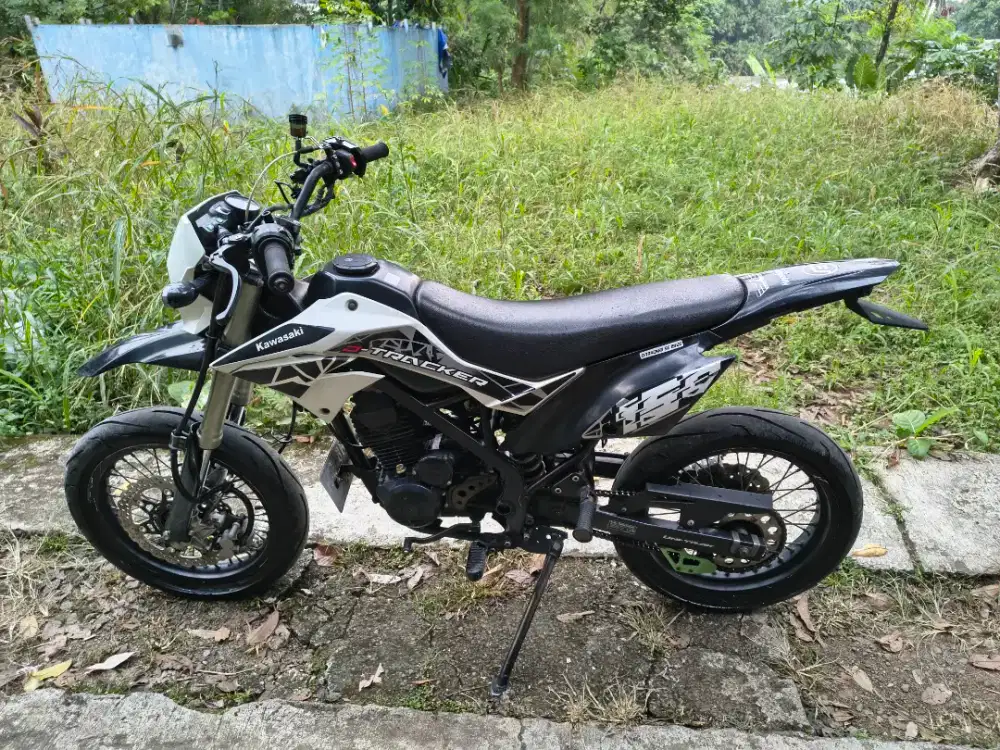 Kawasaki D-Tracker 2017
