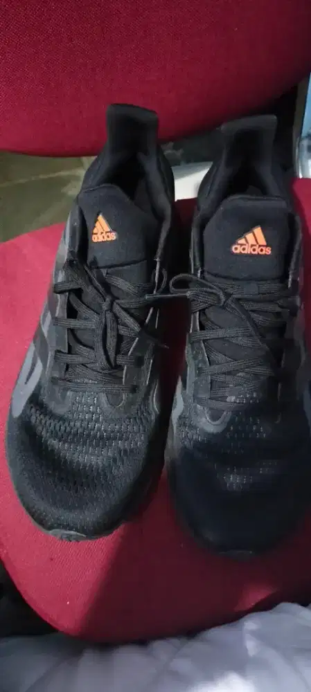 Bismillah Dijual Cepat BU Borongan Sepatu Running Dan Casual Original