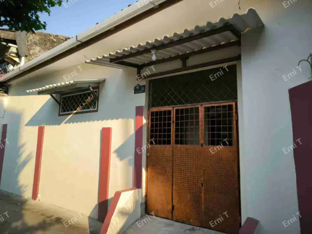 Rumah 1 lantai Dekat Dengan Pusat Perbelanjaan Season City Tambora Jakarta Barat