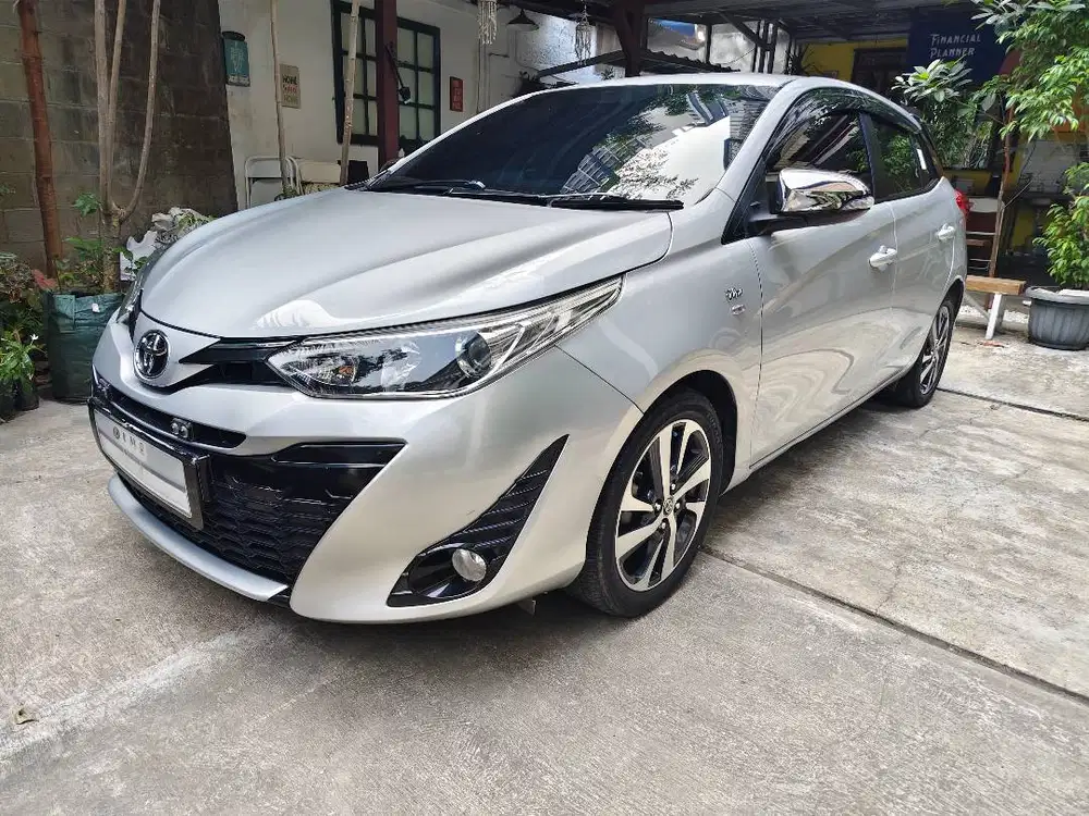 YARIS G MATIC 2019 SILVER - KM 32RB LOW KM - FULL ORI