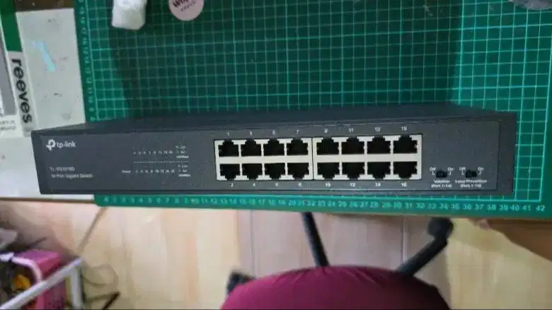 Jual switch jaringan komputer TP Link 16 port gigabit switch SG1016D