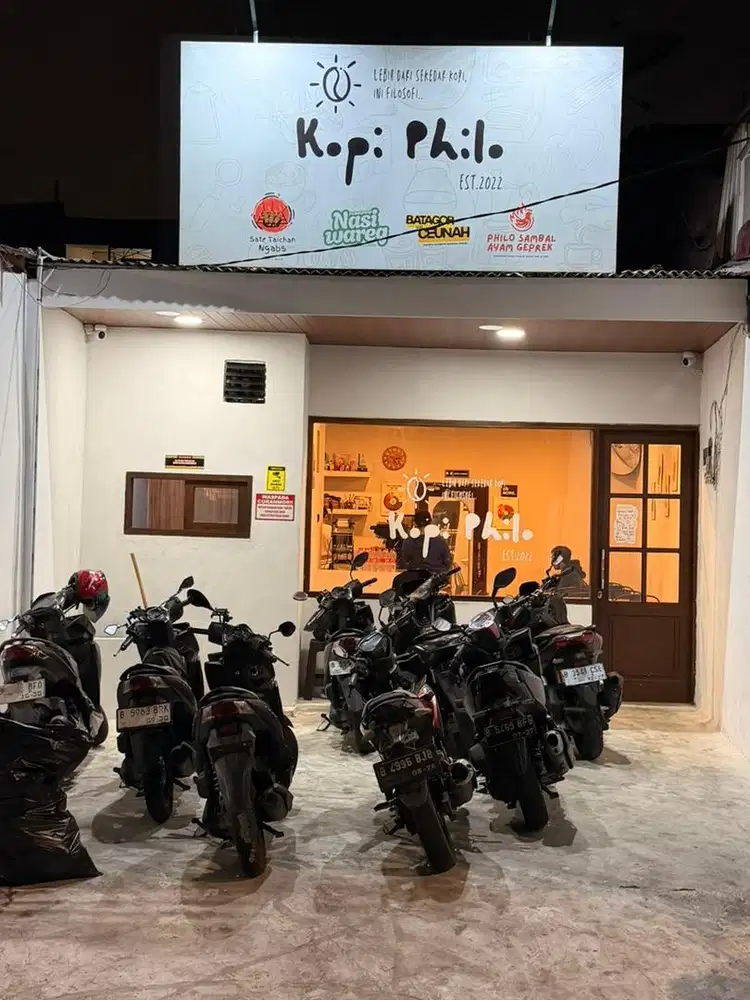 LOWONGAN CHEFF CAFE / RESTO