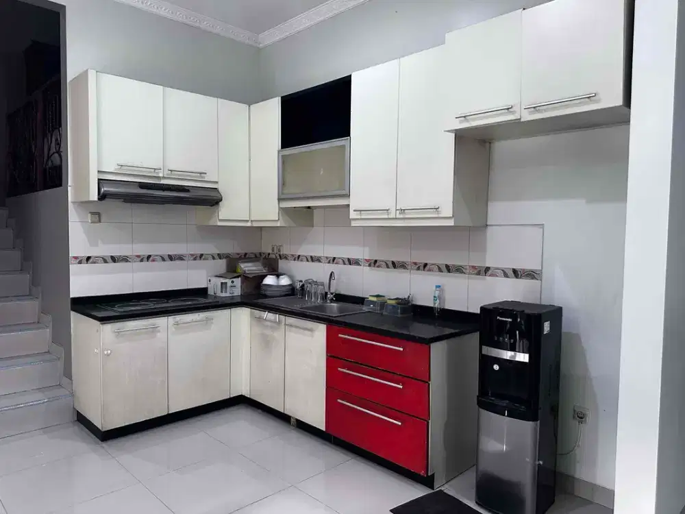 Dijual Rumah Puspita Loka BSD City LT 300 LB 350 SHM Hadap Timur