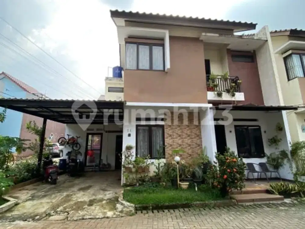 Rumah Siap Huni Dalam Komplek di Cirendeu
