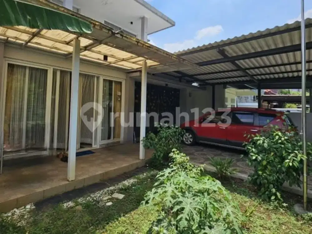 Rumah Lokasi Terdepan Dalam Komplek Lebak Bulus