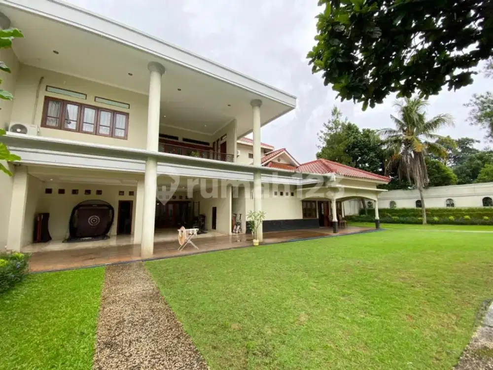 Dijual Rumah Mewah Lahan Super Luas di Pesona Khayangan.