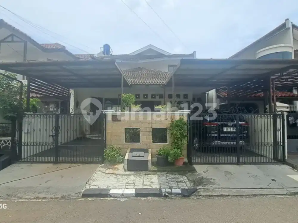 Rumah 2 Lantai dalam Komplek Strategis dekat MRT Fatmawati
