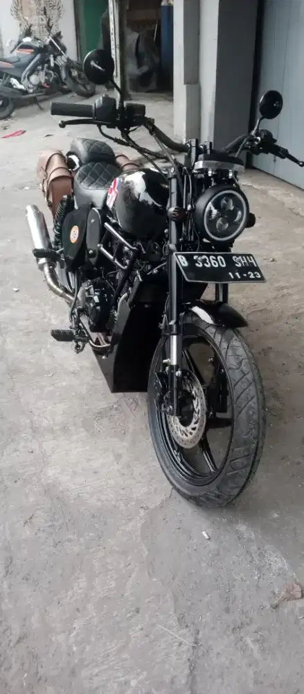 Bobber Triump siap gas