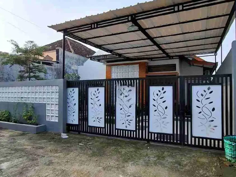 rumah ala vila Gentan mangesty