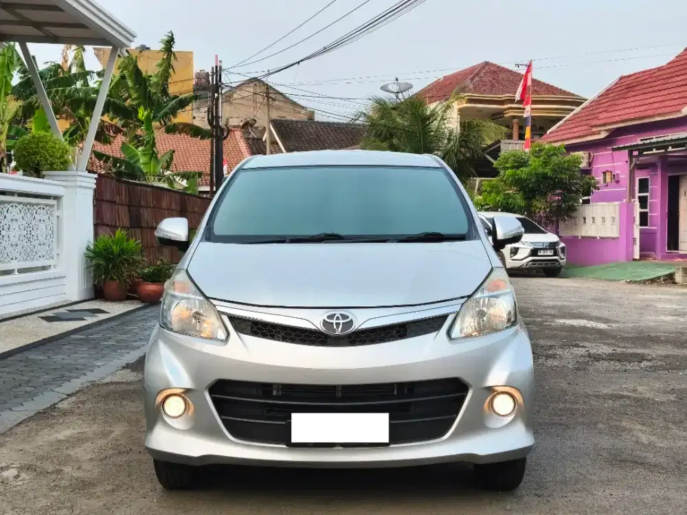 AVANZA VELOZ 1.5 METIK 2014/2015 Silver
