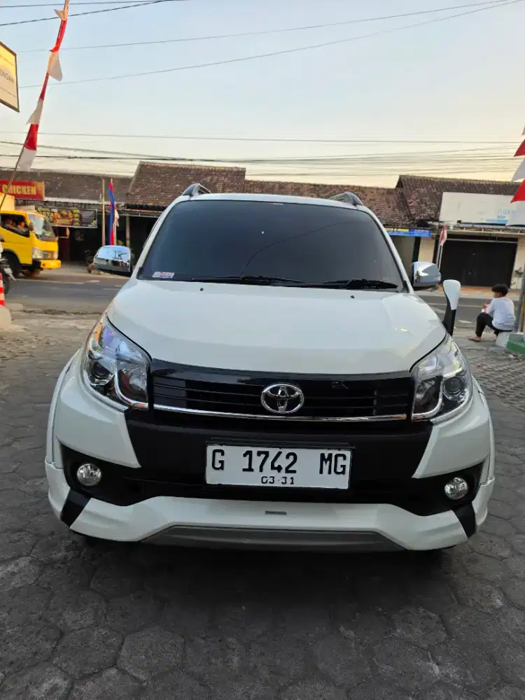 Rush trd manual tahun 2016
